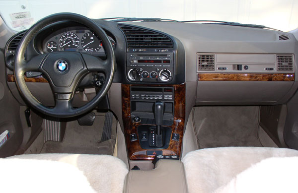 1993 BMW 325is interior